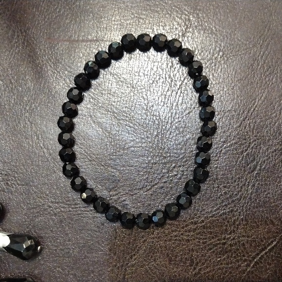 NWT Jane & Berry Heart Quilted Zip Wallet and Jewelry - Picture 3 of 13